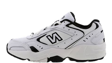 new balance 452 black and white sneakers